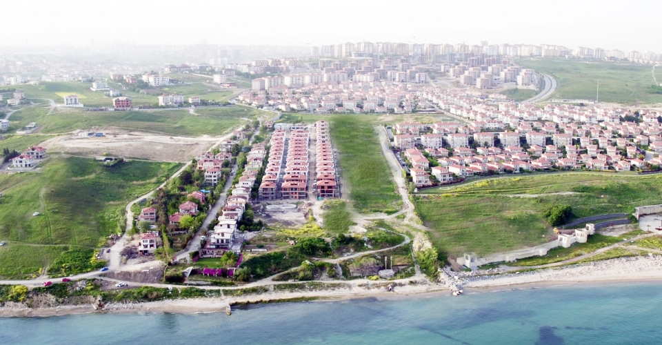 Villa with private beach in Yakuplu