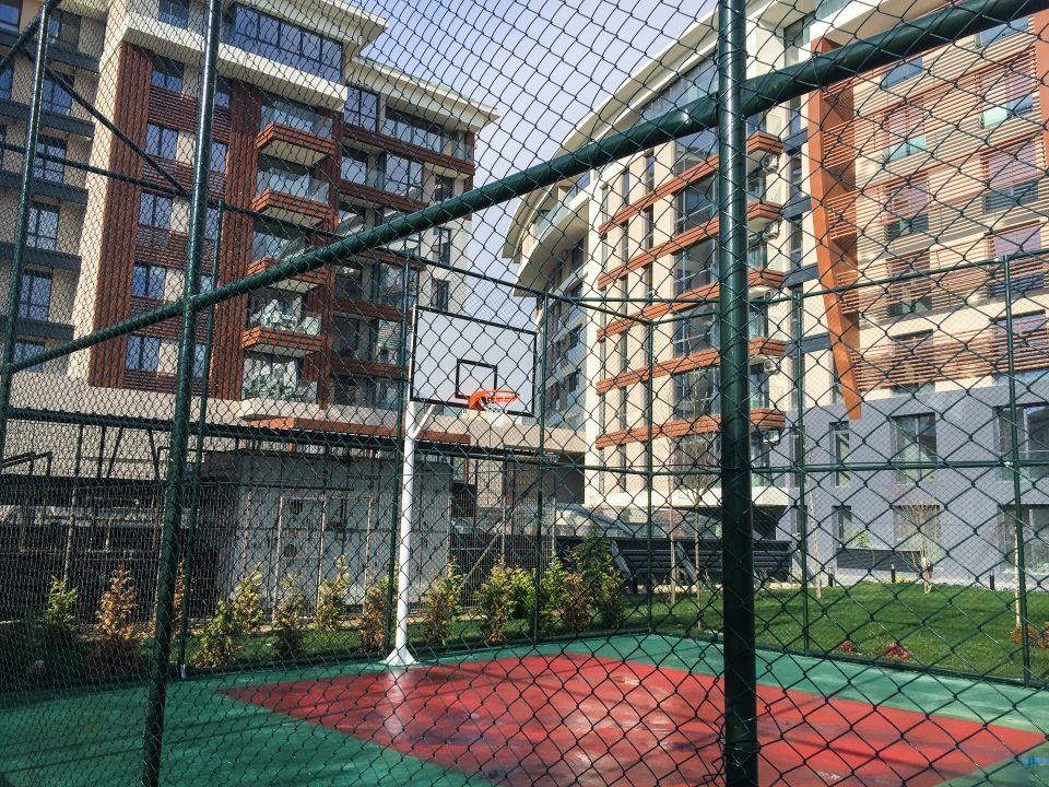 Büyükçekmece'de Türk vatandaşlığına uygun deniz manzaralı villa ve dubleks