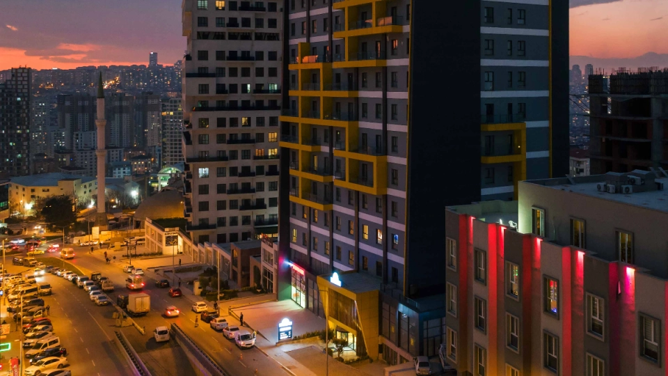 Find Your Modern Apartment in Esenyurt, just a stone's throw from Metrobus and E-5