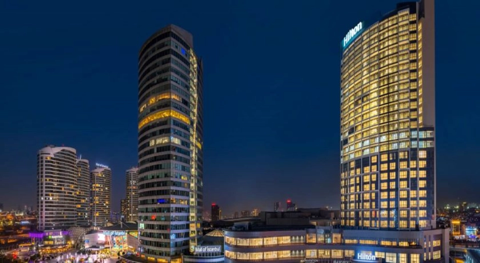 You are invited to a 5 star life in one of the best residences in Istanbul